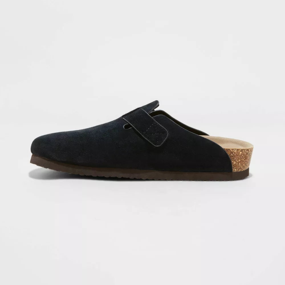 Clog Studios Black — minimal styling